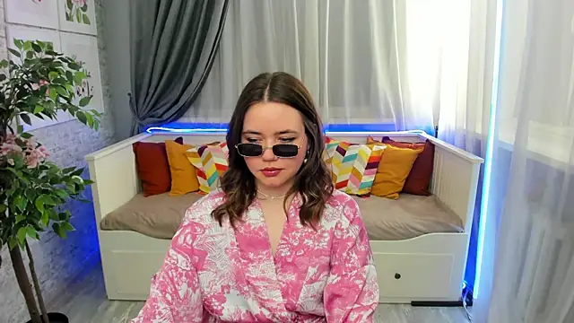 AprilPowell live