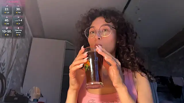 CurlyWinx live