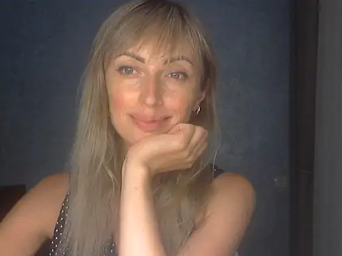 EffectMaya live