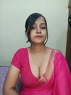 Miss-Riyasingh live