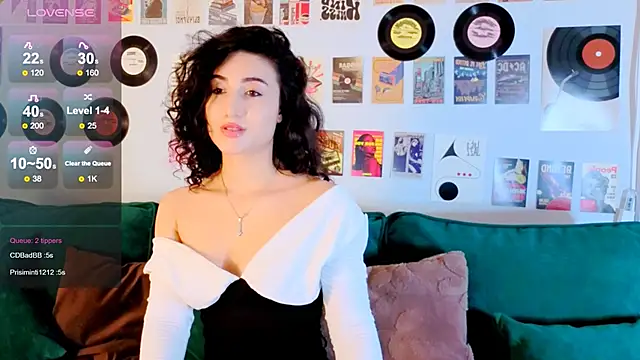 Maya_Rogerss live