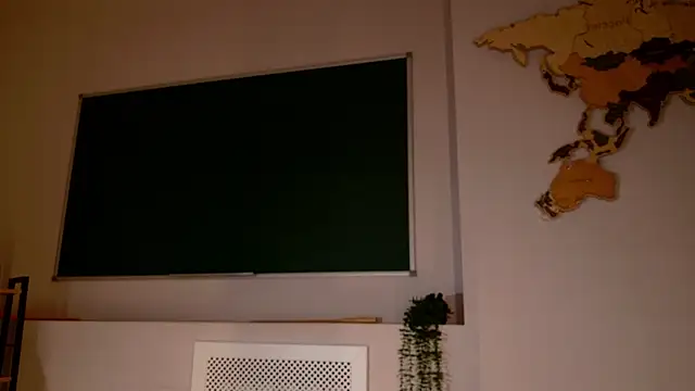 ClaireMathis live