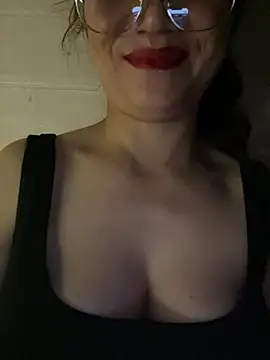 Charmaine_ass live