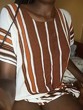 Zinnah_Q live