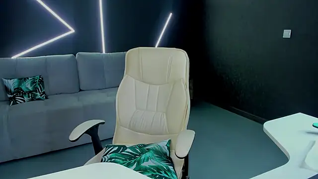 kikipeach live
