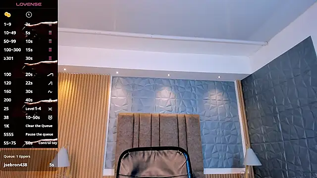 IsabellaaJoness live