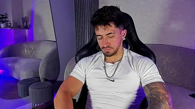 Brad_Summer live