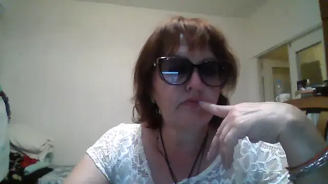 ErikaXShine live
