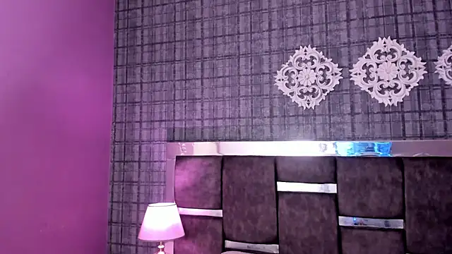 AshleeyRoberts live
