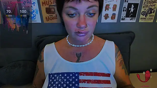EllieOz live