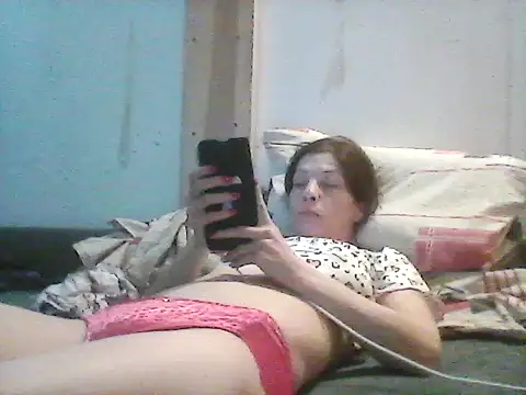 Milana38 live