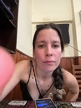 Melu12 live