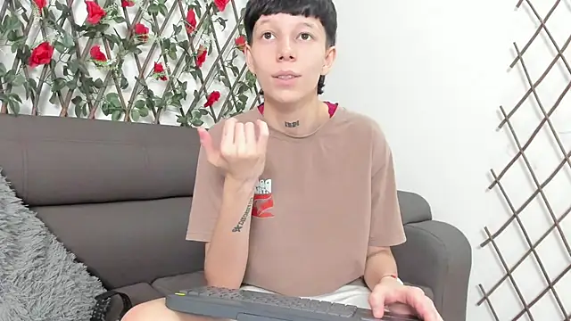 LiamBrown09 live