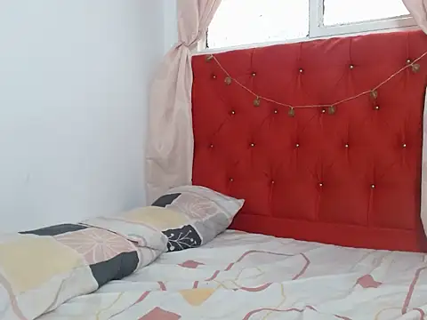 DianaHoot live