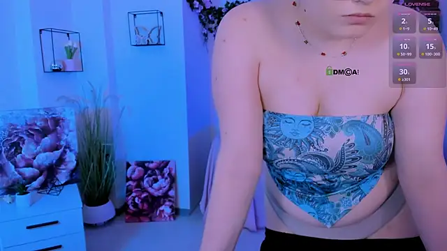 nikole_kitt live