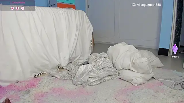 alice_guzman1 live