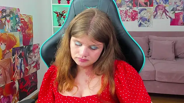 ChloeHalses live