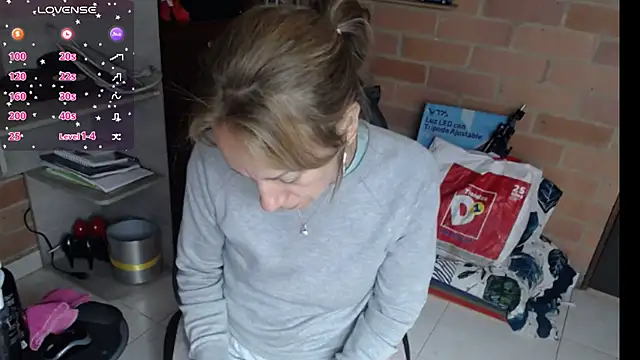cristin_doll_ live