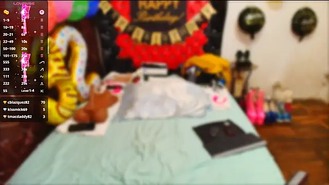WooW_HotBig_Ass live