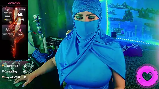 SultanaLayla live