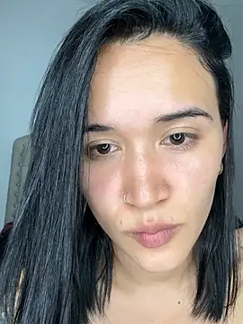 DaniRivers_ live
