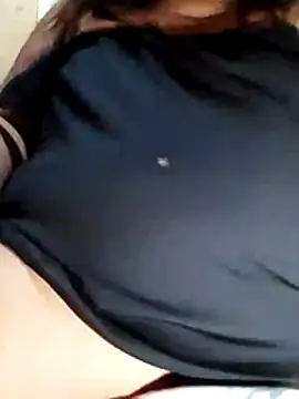 Huge_mama69 live