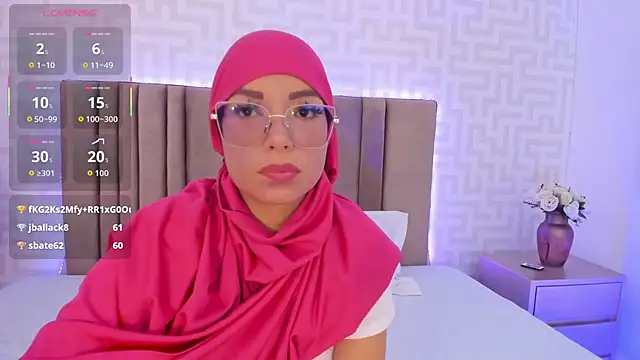 naishaa_ live