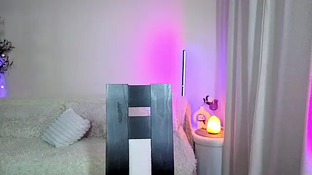 Oxy_Foxie live