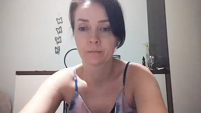 JenniferAlone live