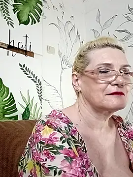 Catty_Lady live