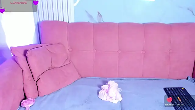 LunaRossie_ live