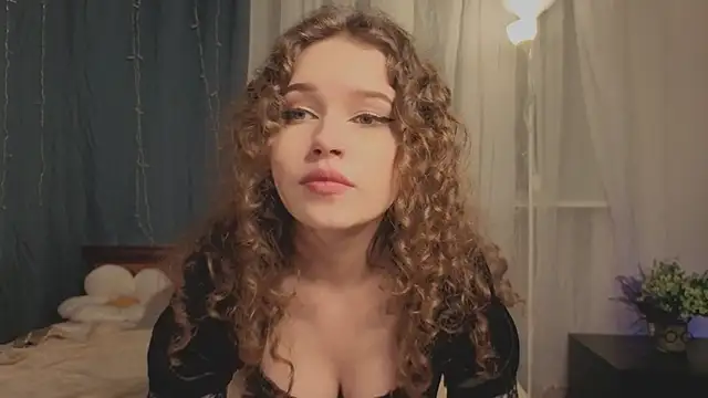 EsterReichert live