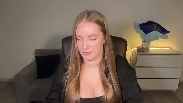 EvaMaddison live
