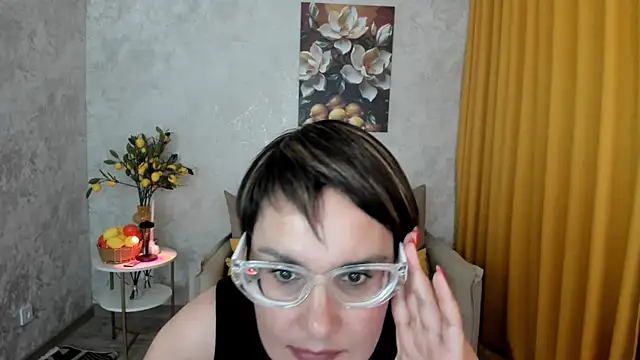 MayaNoire live