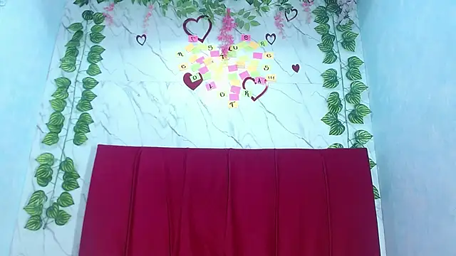 Ashley_Laurentmar live