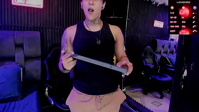 ZhoeStrong live