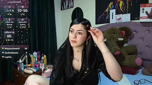 Emmie_Hot live
