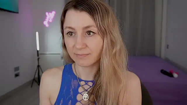 __Milana____ live