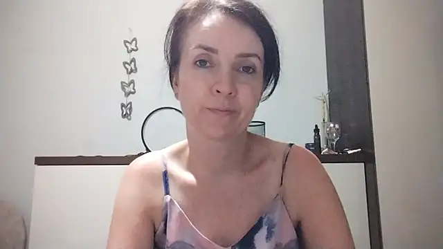 JenniferAlone live