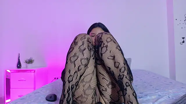 ayheleensexygirl- profile