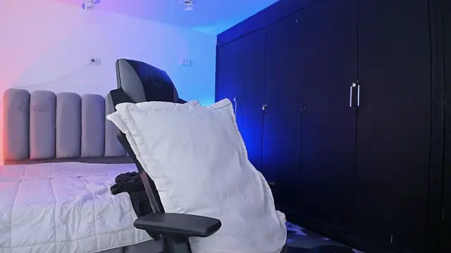 RyleyWest live