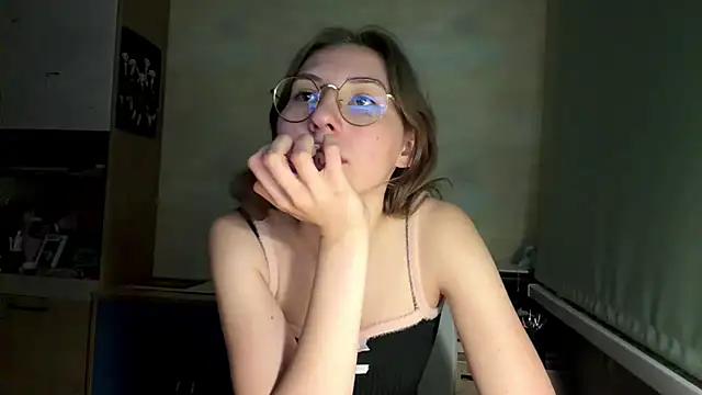 Miaaa_Moon live