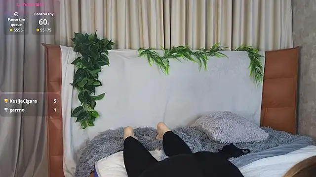 MissBadTiming live