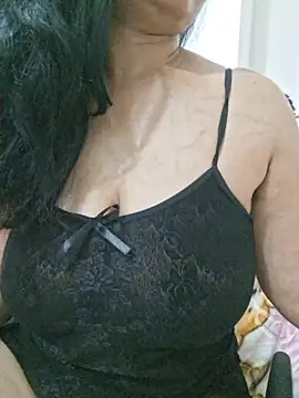 Jassi_Does live