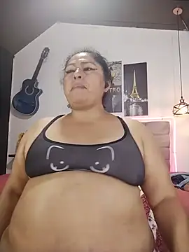 Keyla01_ live