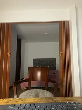 Taniabonet live