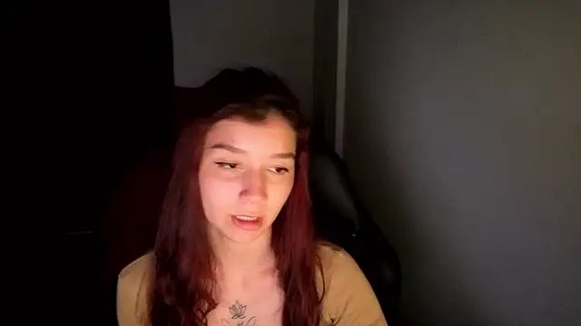 Skinny_queen_20 live