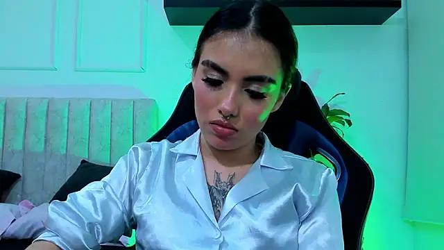 isabella_hv live