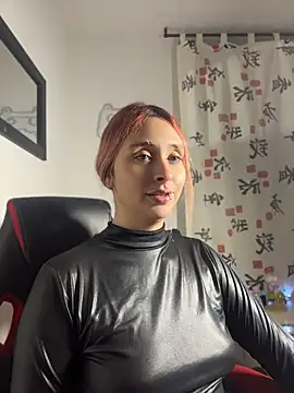 Sophia_LuxxX live