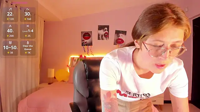 Emily_Warren_ profile